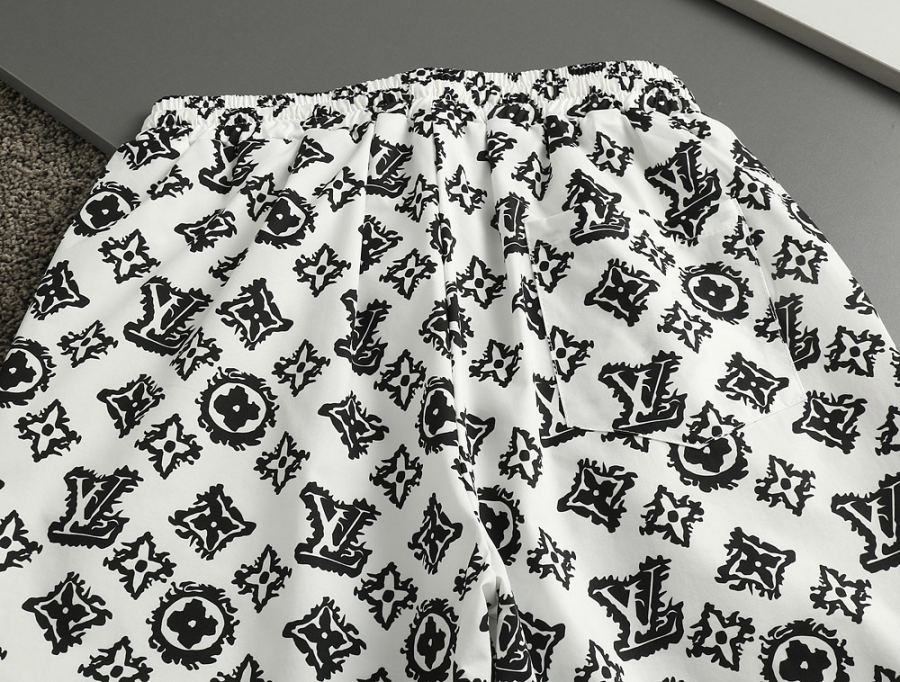 LV men Louis Vuitton LV 2026 n M XXXL L 175/140 — AAA Quality Replica — photo 7