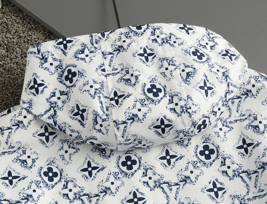 LV men Louis Vuitton LV 2026 n M XXXL L 175/140 — 1:1 Replica — photo 14