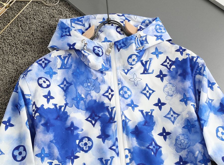 LV men Louis Vuitton LV 2026 n M XXXL L 175/140 — 1:1 Replica For Sale — photo 3
