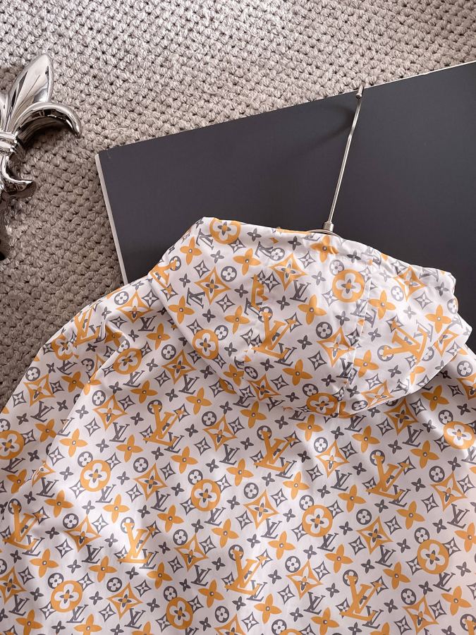 LV hombre Louis Vuitton LV 2026 n M 3 XL — photo 3