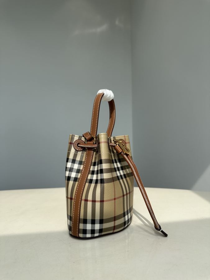 Burberry bag B Series TB Series Vintage + Thomas Burberry 18 5 X16 5 X11cm — 1:1 Replica — photo 6