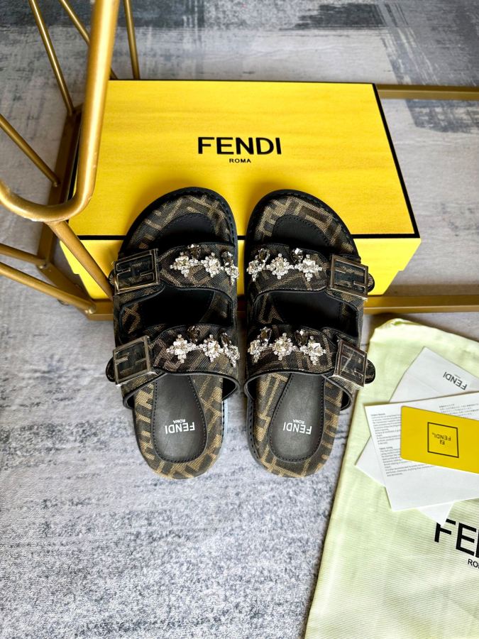 Fendi women's shoes FENDI FF 35-45 — AAA Quality Replica — photo 4