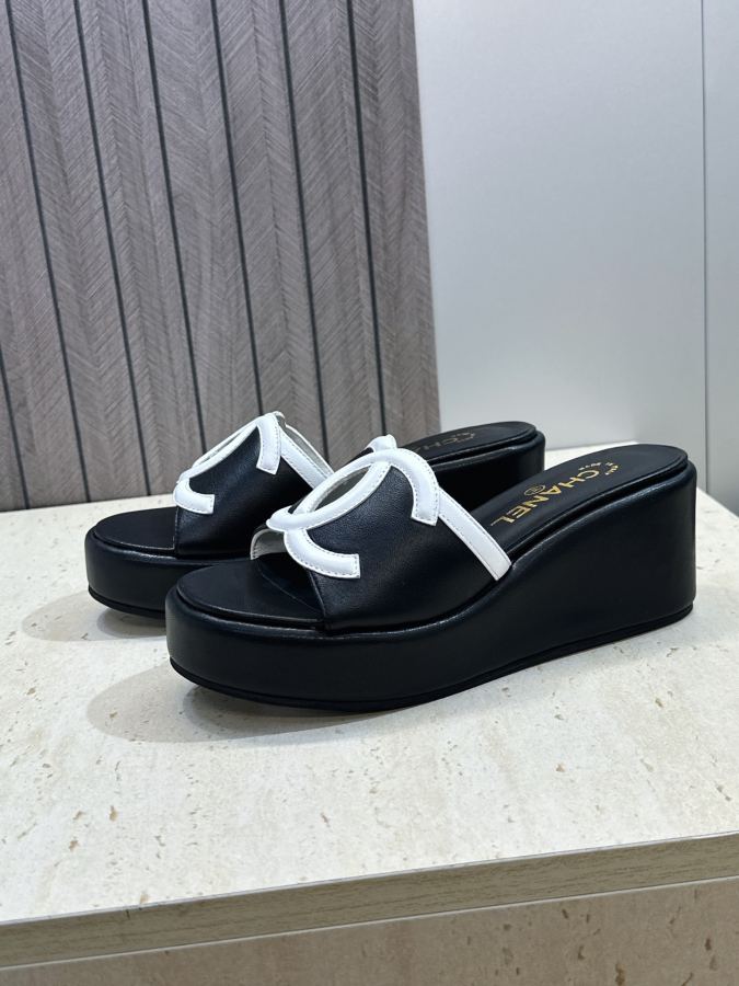 CHANEL women's shoes CHANEL Chanel2026 New C logo — 1:1 Replica — photo 5