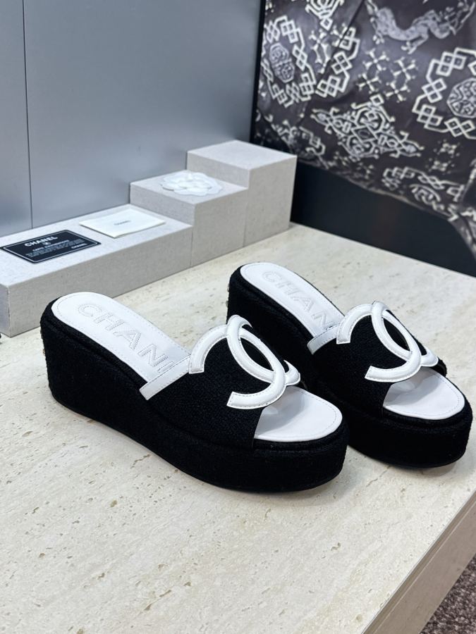 CHANEL women's shoes CHANEL Chanel2026 New C logo — 1:1 Replica For Sale