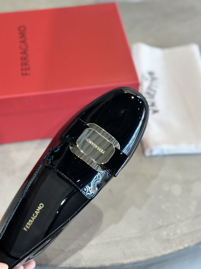Ferragamo women's shoes Zhang Junning's same style loafers — 1:1 Replica — photo 8