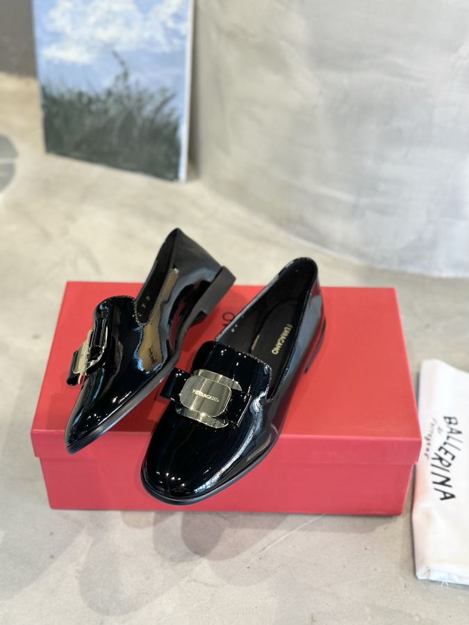 Ferragamo women's shoes Zhang Junning's same style loafers — 1:1 Replica — photo 2