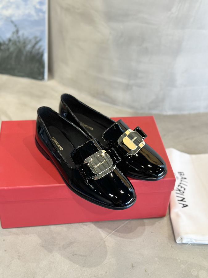 Ferragamo women's shoes Zhang Junning's same style loafers — 1:1 Replica — photo 3