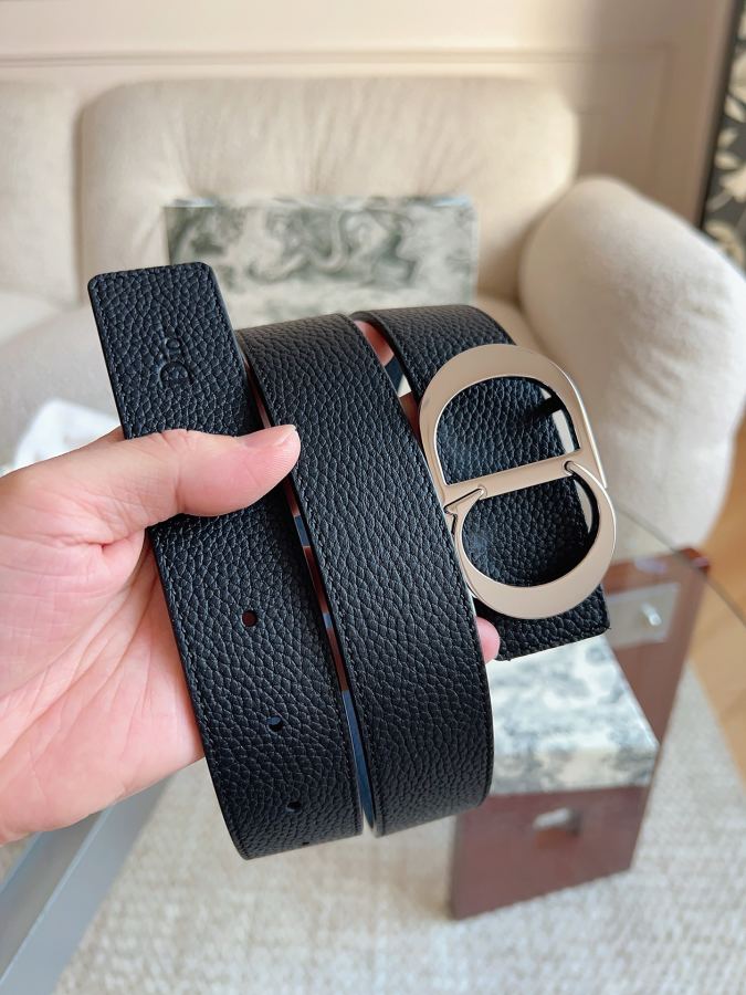 Dior belt men's casual belt series. The simple metal "CD" logo expresses fashionable style; it is — AAA Quality Replica