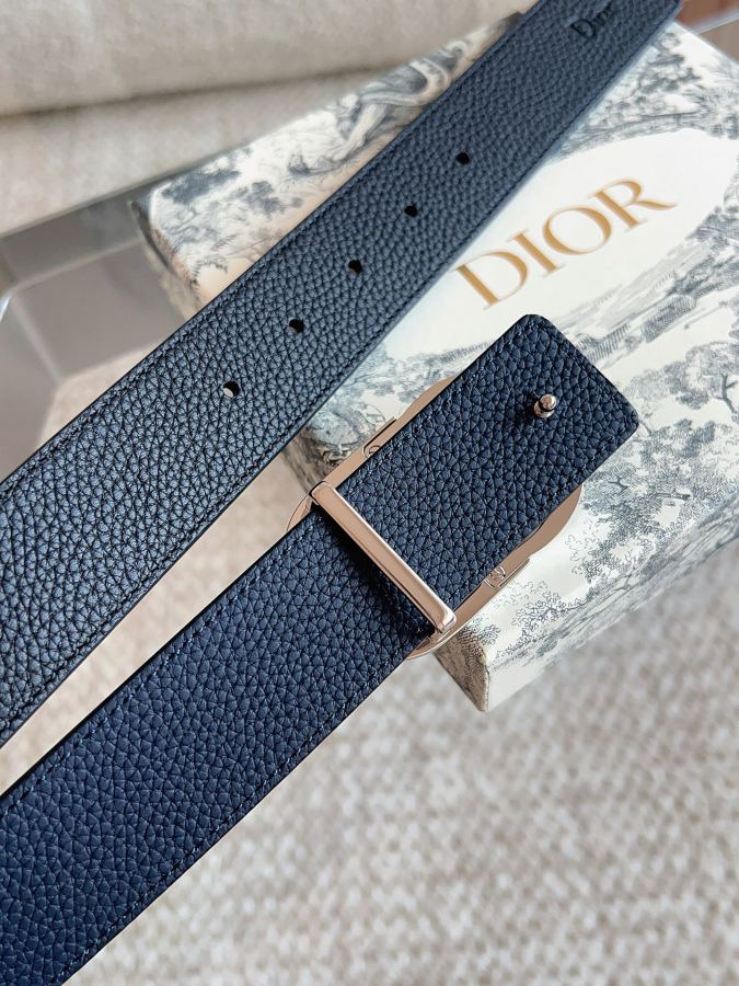 Dior belt men's casual belt series. The simple metal "CD" logo expresses fashionable style; it is — AAA Quality Replica — photo 9