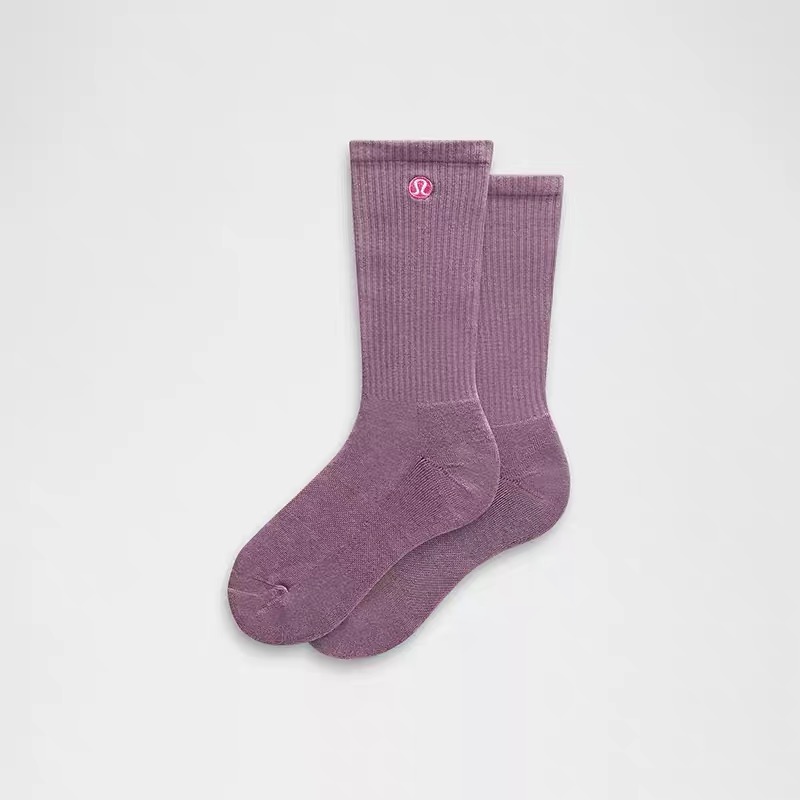 Lulu accessories A single pair of their socks costs more than 100! — 1:1 Replica For Sale — photo 7