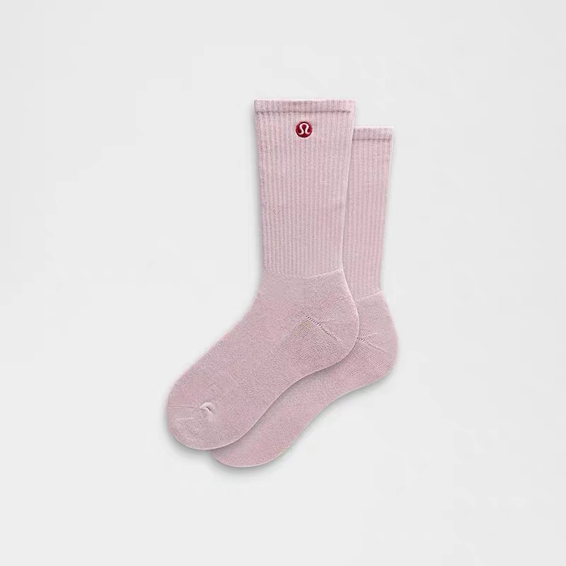 Lulu accessories A single pair of their socks costs more than 100! — 1:1 Replica For Sale — photo 8