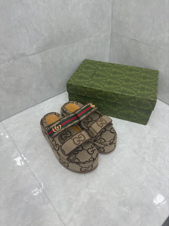 Gucci women's shoes Women's GG — AAA Quality Replica — photo 2
