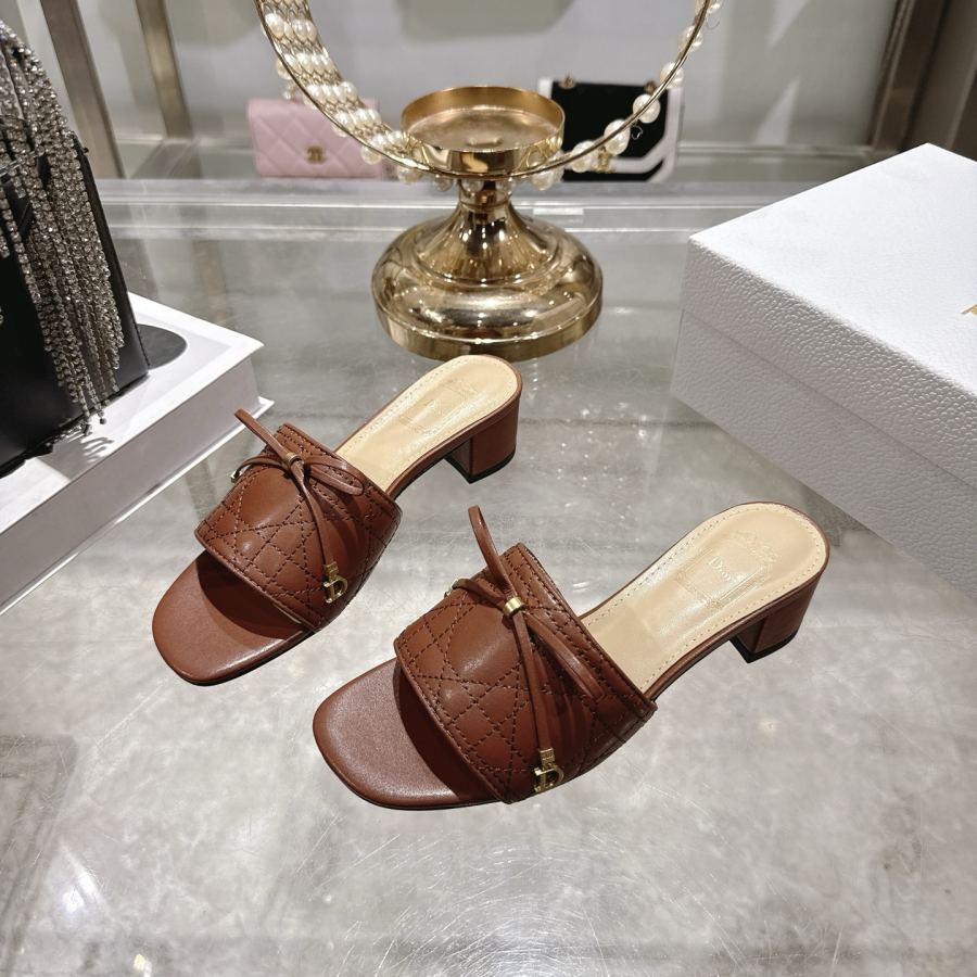 Фабрика женской обуви Dior — photo 4
