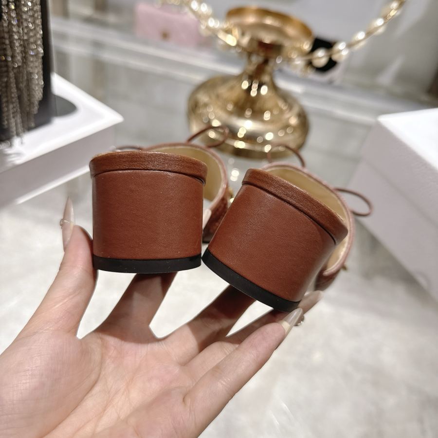 Фабрика женской обуви Dior — photo 8