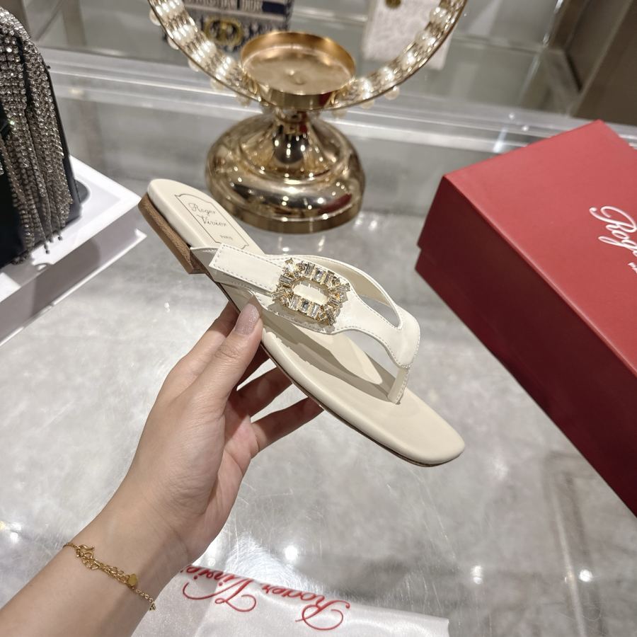 RV women's shoes Factory New RV flip-flops are suitable for shopping and leisure, versatile and fashi — AAA Quality Replica — photo 5