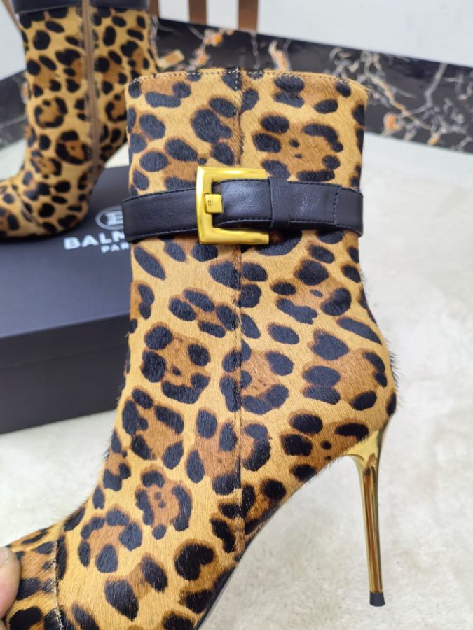 Balenciaga Women's Shoes From the factory, 𝘽𝙖𝙡*𝙖𝙞𝙣 Balmain autumn and winter 2025 — AAA Quality Replica — photo 5