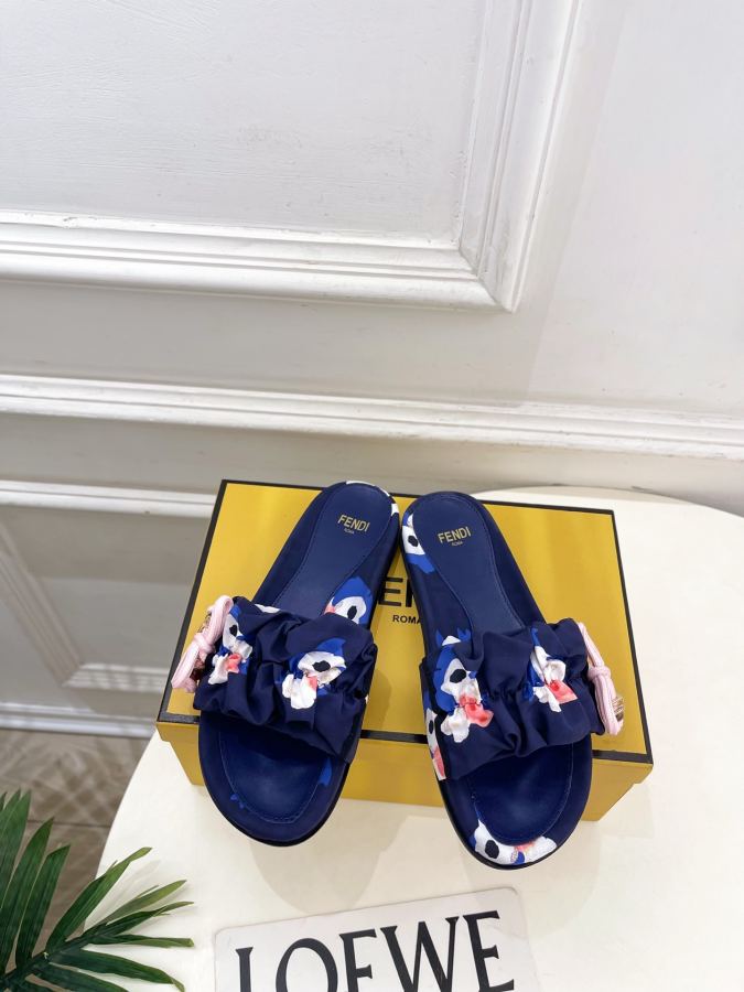 Fendi women's shoes 𝐅𝐄𝐍𝐃𝐈 | Fendi 26𝐬𝐬 — Premium Replica