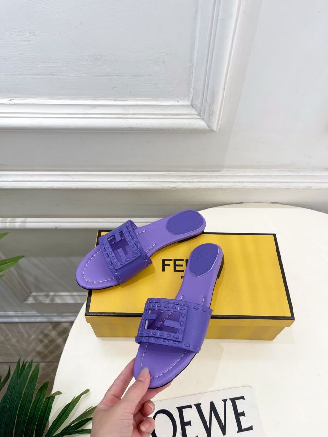 Fendi women's shoes 𝐅𝐄𝐍𝐃𝐈 | Fendi 26𝐬𝐬 — 1:1 Replica — photo 3