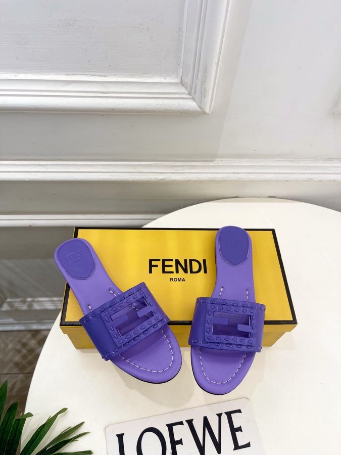 Fendi women's shoes 𝐅𝐄𝐍𝐃𝐈 | Fendi 26𝐬𝐬 — 1:1 Replica — photo 2