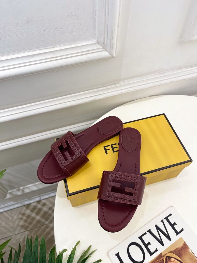 Fendi women's shoes 𝐅𝐄𝐍𝐃𝐈 | Fendi 26𝐬𝐬 — AAA Quality Replica — photo 5