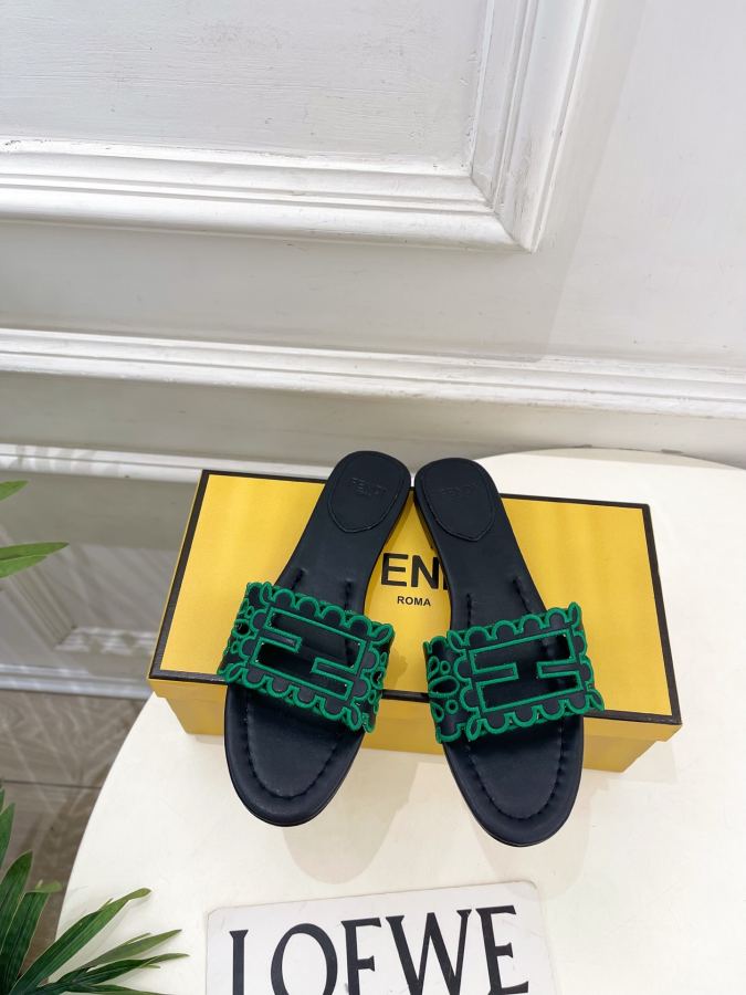 Fendi women's shoes 𝐅𝐄𝐍𝐃𝐈 | Fendi 26𝐬𝐬 — Premium Replica