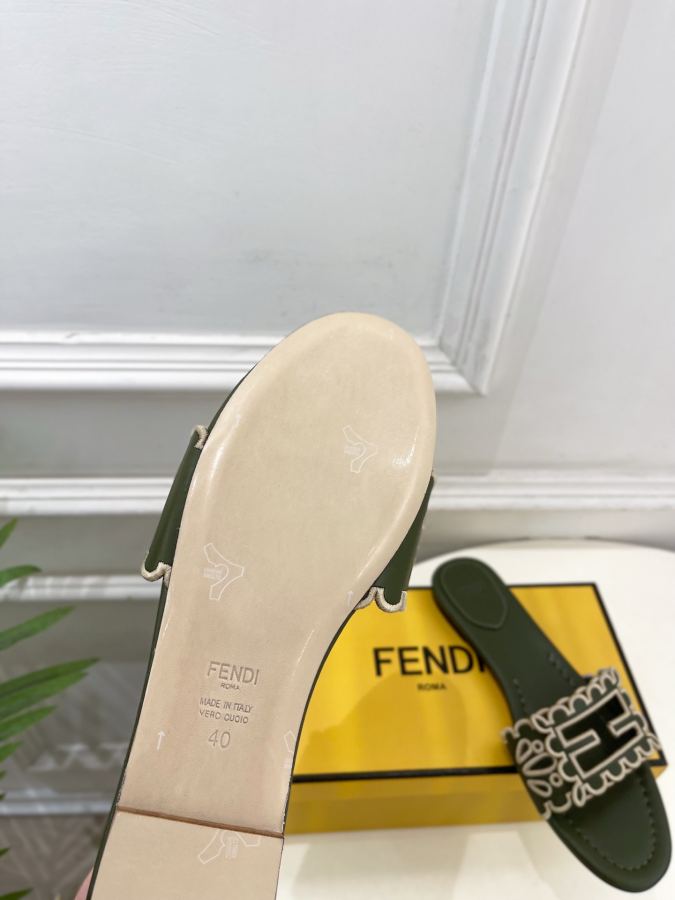 Fendi women's shoes 𝐅𝐄𝐍𝐃𝐈 | Fendi 26𝐬𝐬 — 1:1 Replica — photo 9