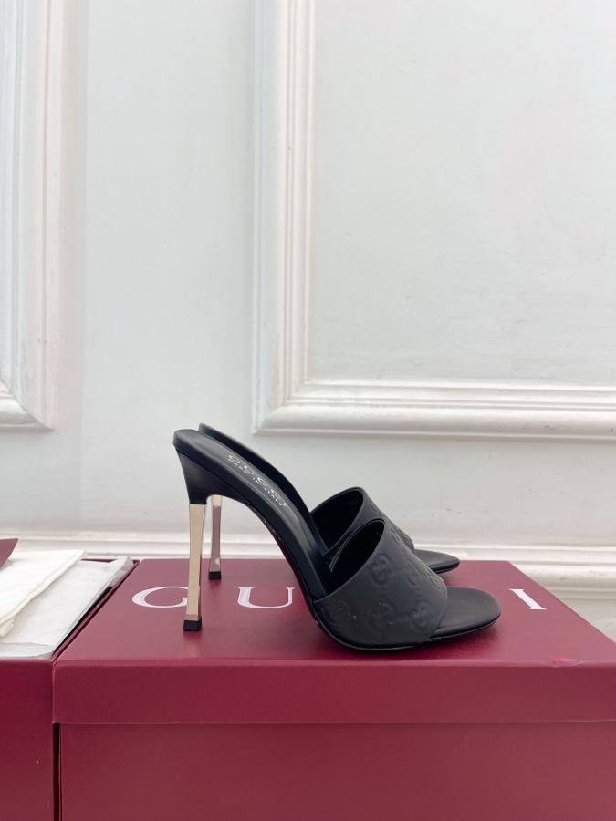 Gucci women's shoes Gucci | Gucci 26𝐬𝐬 — AAA Quality Replica — photo 2