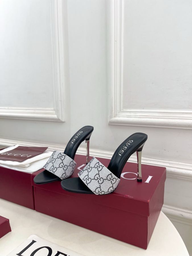 Gucci women's shoes Gucci | Gucci 26𝐬𝐬 — Premium Replica — photo 3