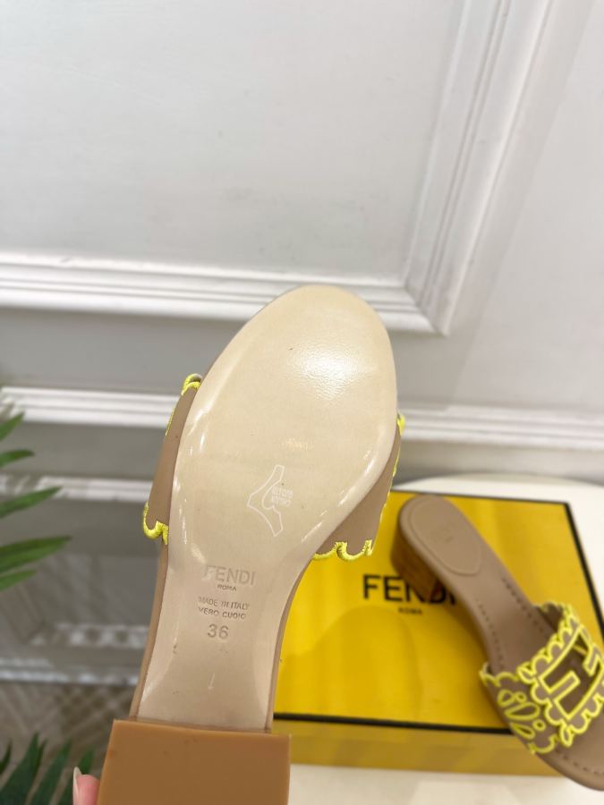 Fendi women's shoes 𝐅𝐄𝐍𝐃𝐈 | Fendi 26𝐬𝐬 — 1:1 Replica — photo 9