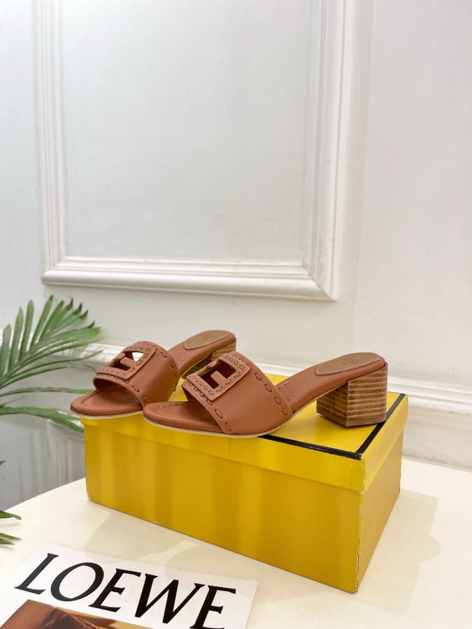 Fendi women's shoes 𝐅𝐄𝐍𝐃𝐈 | Fendi 26𝐬𝐬 — 1:1 Replica — photo 3