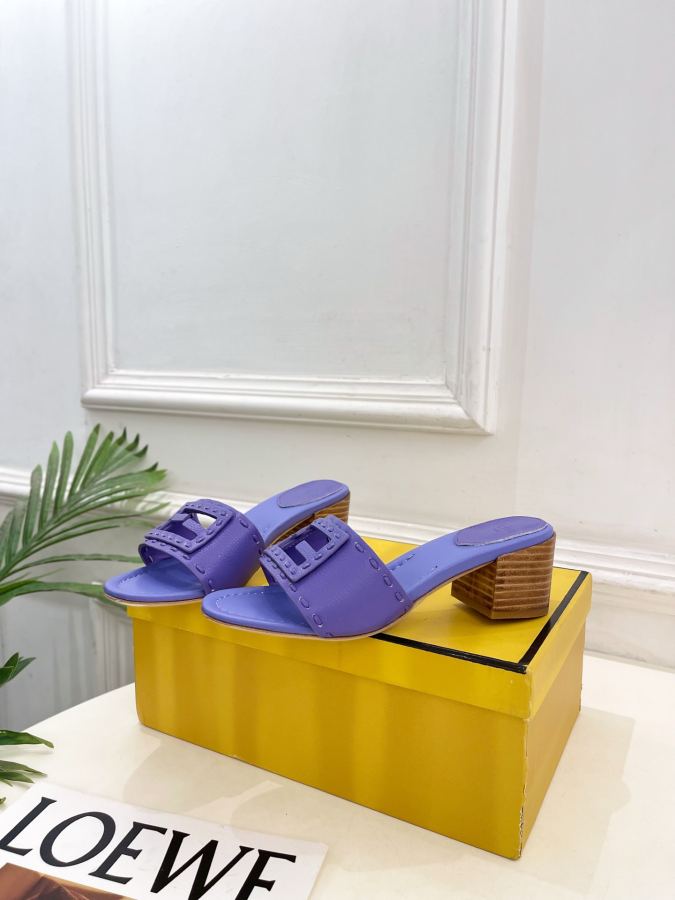 Fendi women's shoes 𝐅𝐄𝐍𝐃𝐈 | Fendi 26𝐬𝐬 — 1:1 Replica For Sale — photo 3