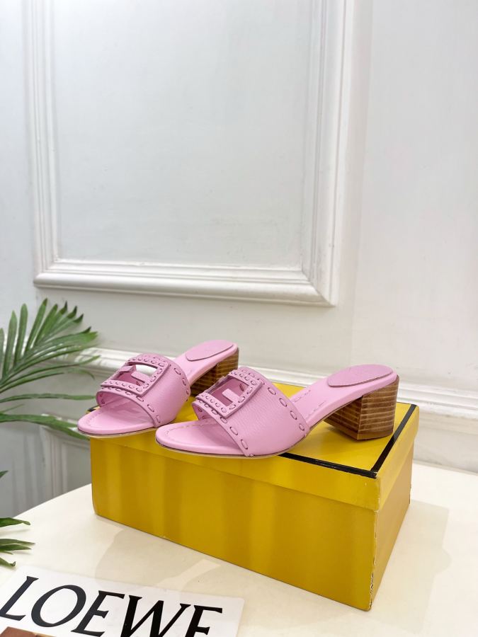 Fendi women's shoes 𝐅𝐄𝐍𝐃𝐈 | Fendi 26𝐬𝐬 — 1:1 Replica For Sale — photo 3
