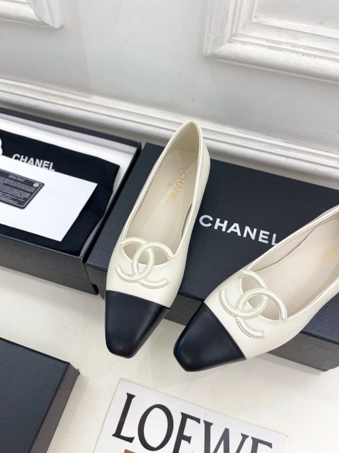 CHANEL women's shoes 𝐂𝐇𝐀𝐍𝐄𝐋 | Xiaoxiang 26𝐬𝐬 — 1:1 Replica For Sale — photo 6