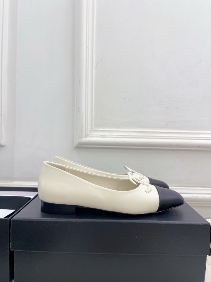 CHANEL women's shoes 𝐂𝐇𝐀𝐍𝐄𝐋 | Xiaoxiang 26𝐬𝐬 — 1:1 Replica For Sale — photo 2
