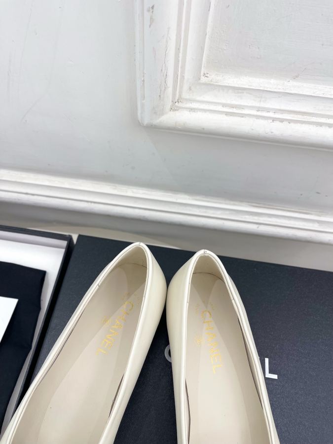 CHANEL women's shoes 𝐂𝐇𝐀𝐍𝐄𝐋 | Xiaoxiang 26𝐬𝐬 — 1:1 Replica For Sale — photo 8