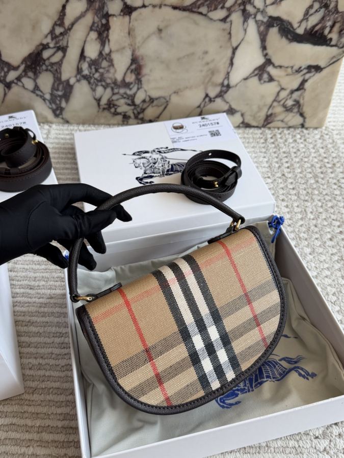 Burberry bag Burberry Highlands ​​ — 1:1 Replica For Sale — photo 7
