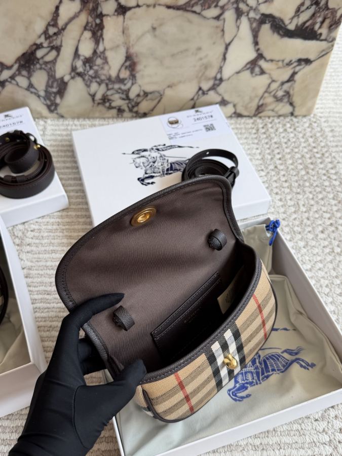 Burberry bag Burberry Highlands ​​ — 1:1 Replica For Sale — photo 9