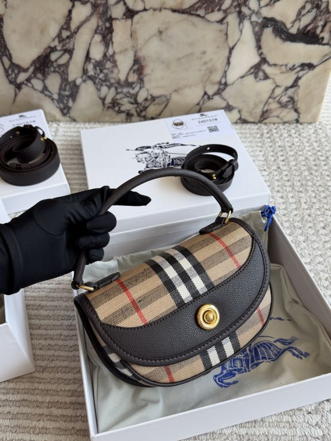 Burberry bag Burberry Highlands ​​ — 1:1 Replica For Sale — photo 8