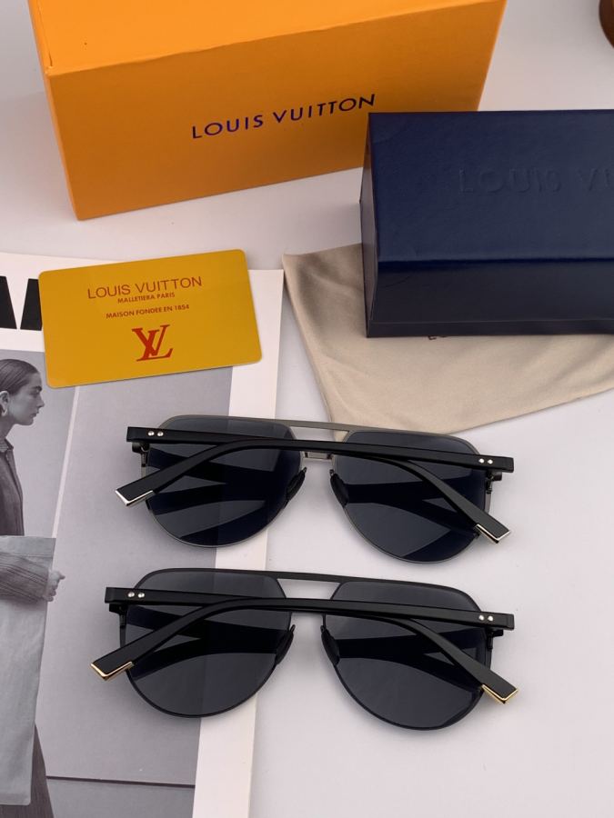 LV glasses LV men's colorful aviator polarized sunglasses Material: HD nylon thickened card slot — 1:1 Replica For Sale — photo 8