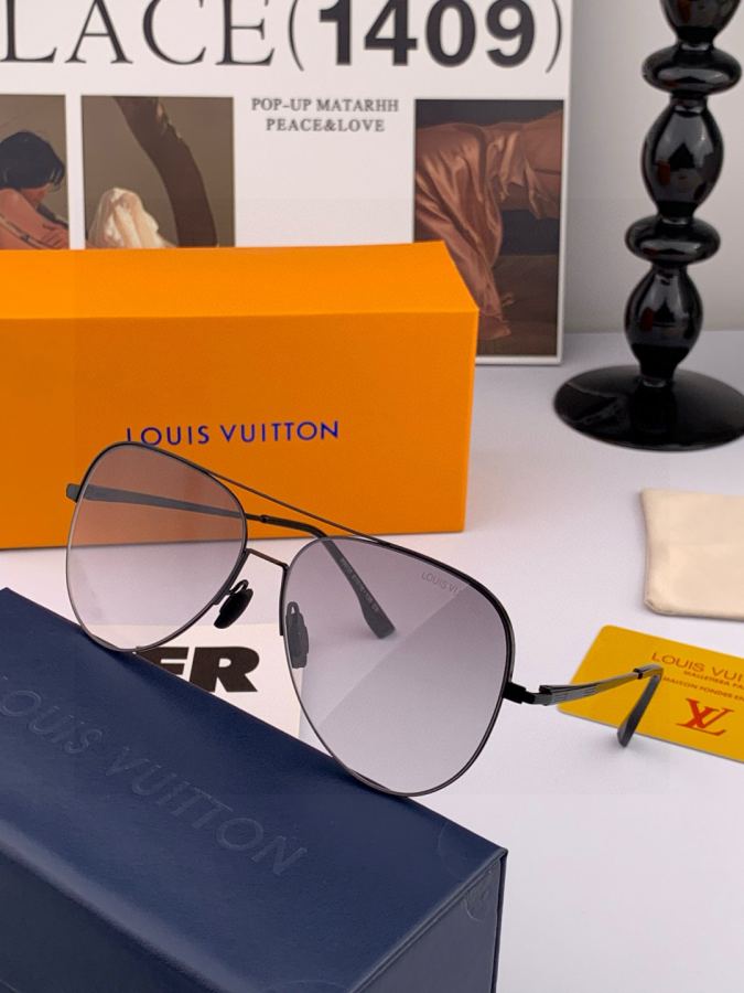LV glasses LV men's colorful aviator polarized sunglasses Material: HD nylon thickened card slot — 1:1 Replica For Sale — photo 7