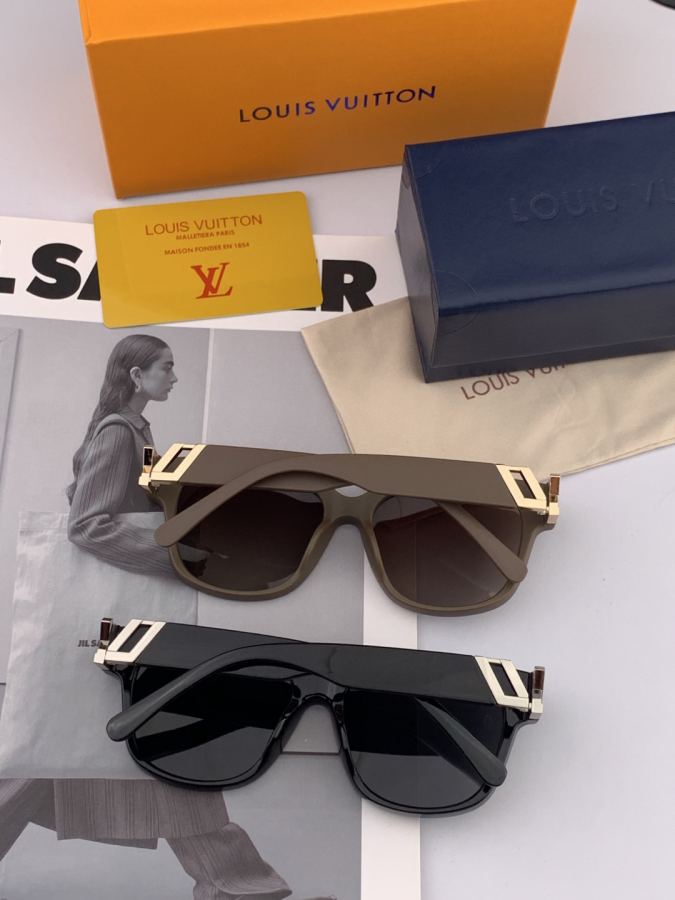 LV glasses LV large-frame sunglasses have a classic square frame design, regardless of your face — Premium Replica — photo 8