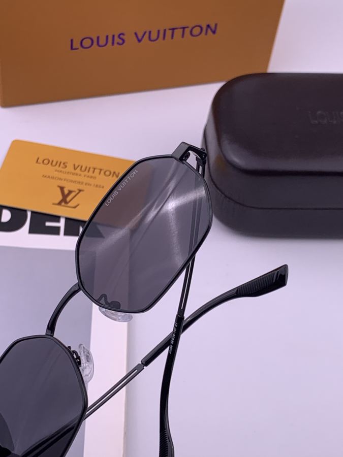 LV glasses Sunglasses for men and women, Polaroid polarized lenses, Toad mirrors, driving and fishing, — 1:1 Replica — photo 6