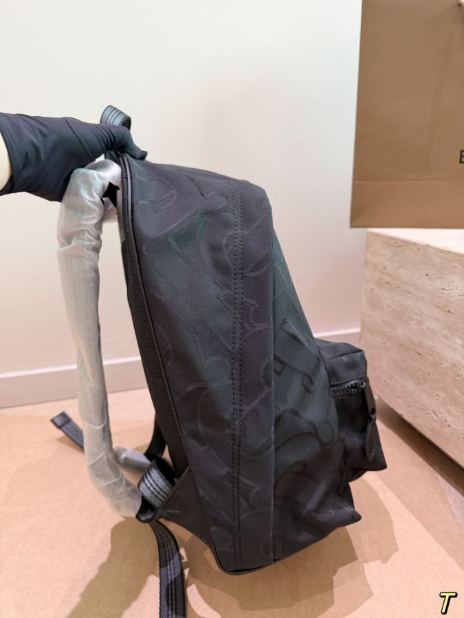 Burberry bag Burberry “The Rucksack ” Burberry Trench 30*37 — 1:1 Replica — photo 5