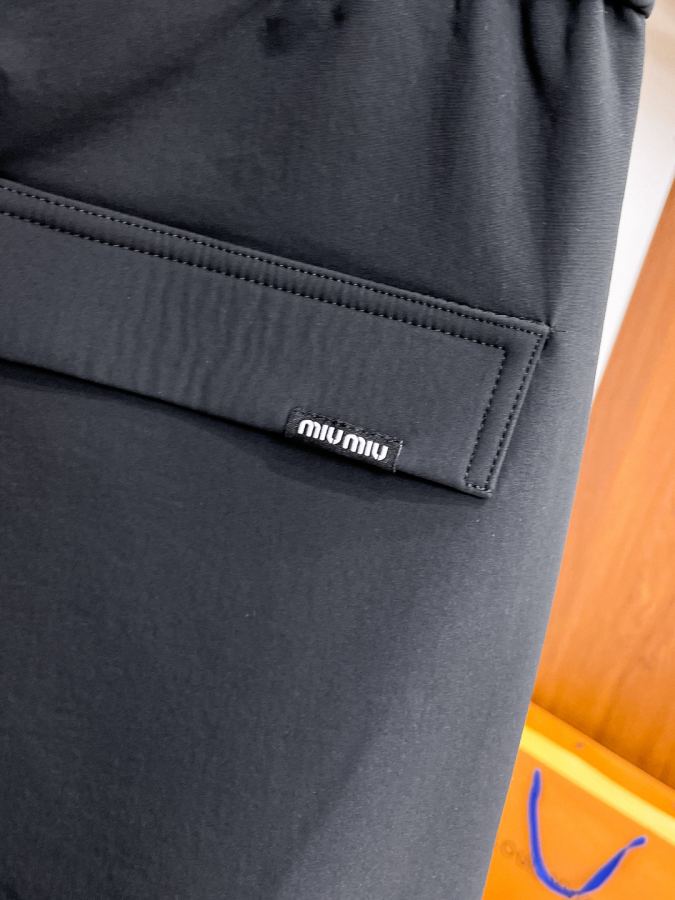 MIUMIU hommes Miu 2026 Nouveau LOGO M-3 XL — photo 3