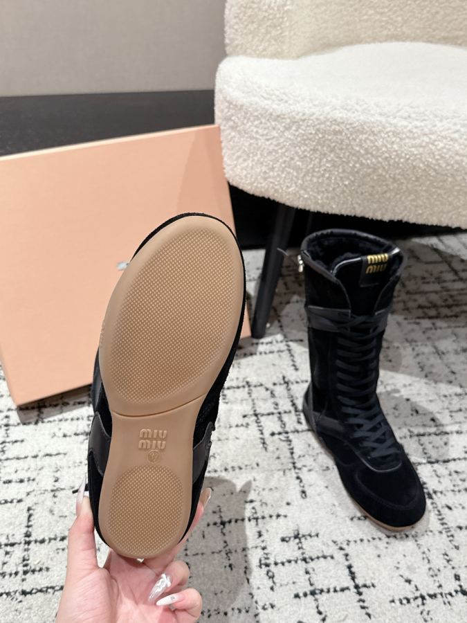 Miumiu women's shoes 𝐌𝐢𝐮𝐌𝐢𝐮Miaomiao 25/ Autumn and Winter Strap Wool Casual Boots — Premium Replica — photo 9