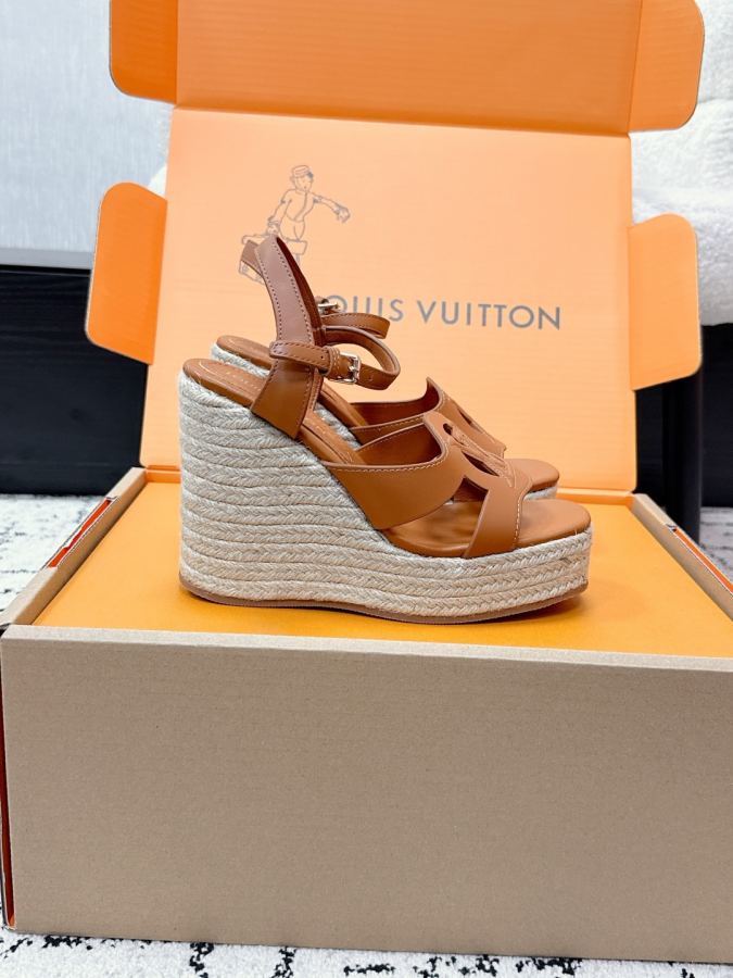 LV women's shoes LOUIS VUITTON Isola 26 — Premium Replica — photo 2