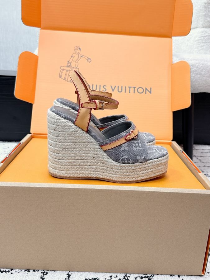 LV women's shoes LOUIS VUITTON Isola 26 — 1:1 Replica — photo 2