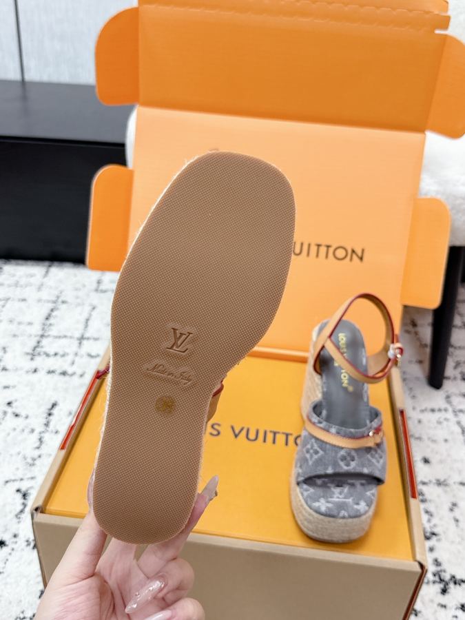 LV women's shoes LOUIS VUITTON Isola 26 — 1:1 Replica — photo 9
