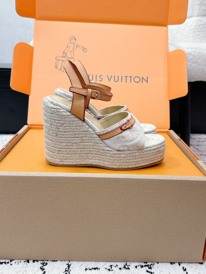 LV women's shoes LOUIS VUITTON Isola 26 — 1:1 Replica For Sale — photo 2
