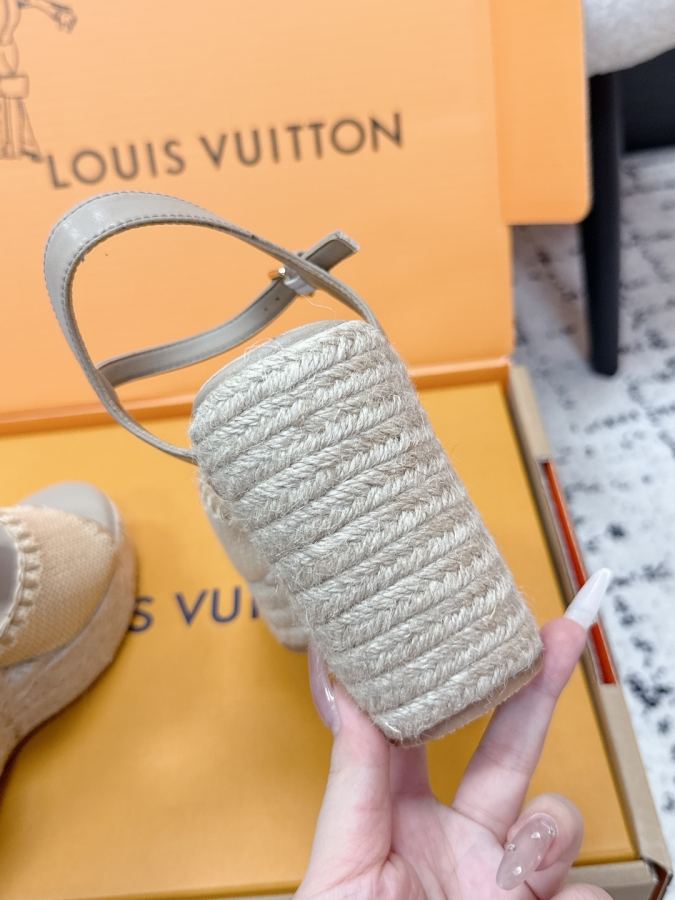 LV women's shoes LOUIS VUITTON Isola 26 — 1:1 Replica — photo 7